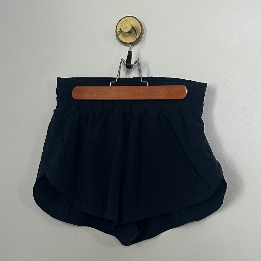 Lululemon Athletica Track That 3in. lined shorts True Navy size 8
